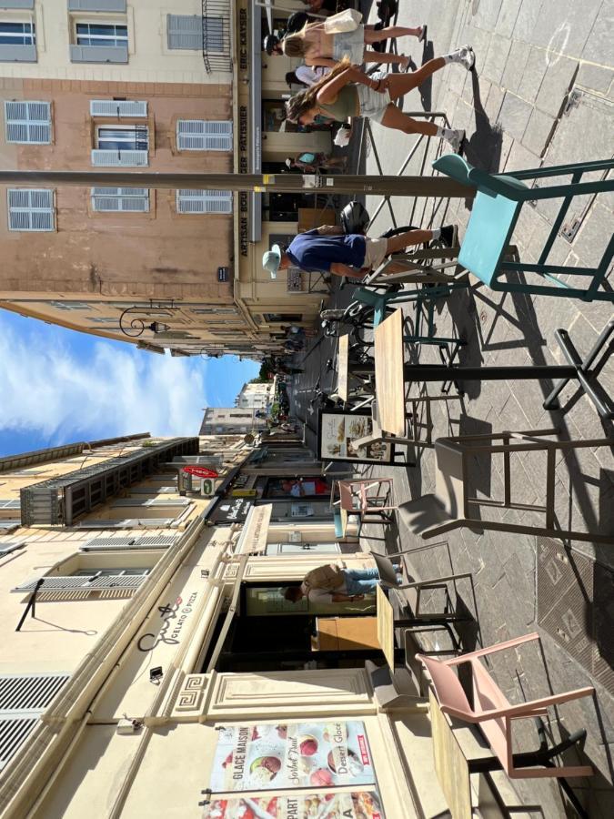 Location Cote D Azur Hotel Antibes Buitenkant foto